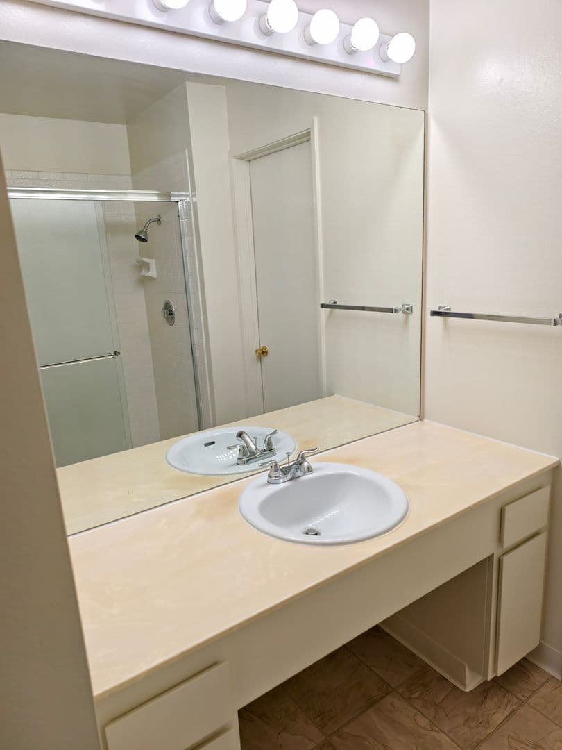 Sacramento Apartment: 1451 3rd Street