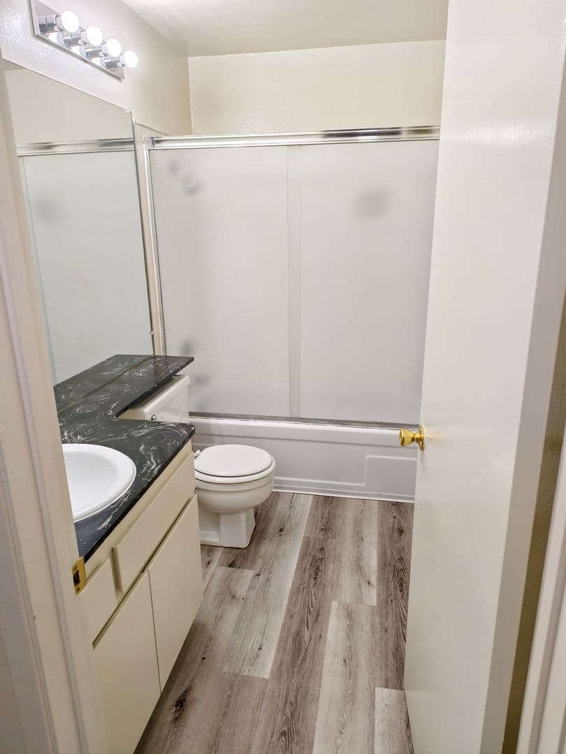 Sacramento Apartment: 1451 3rd Street