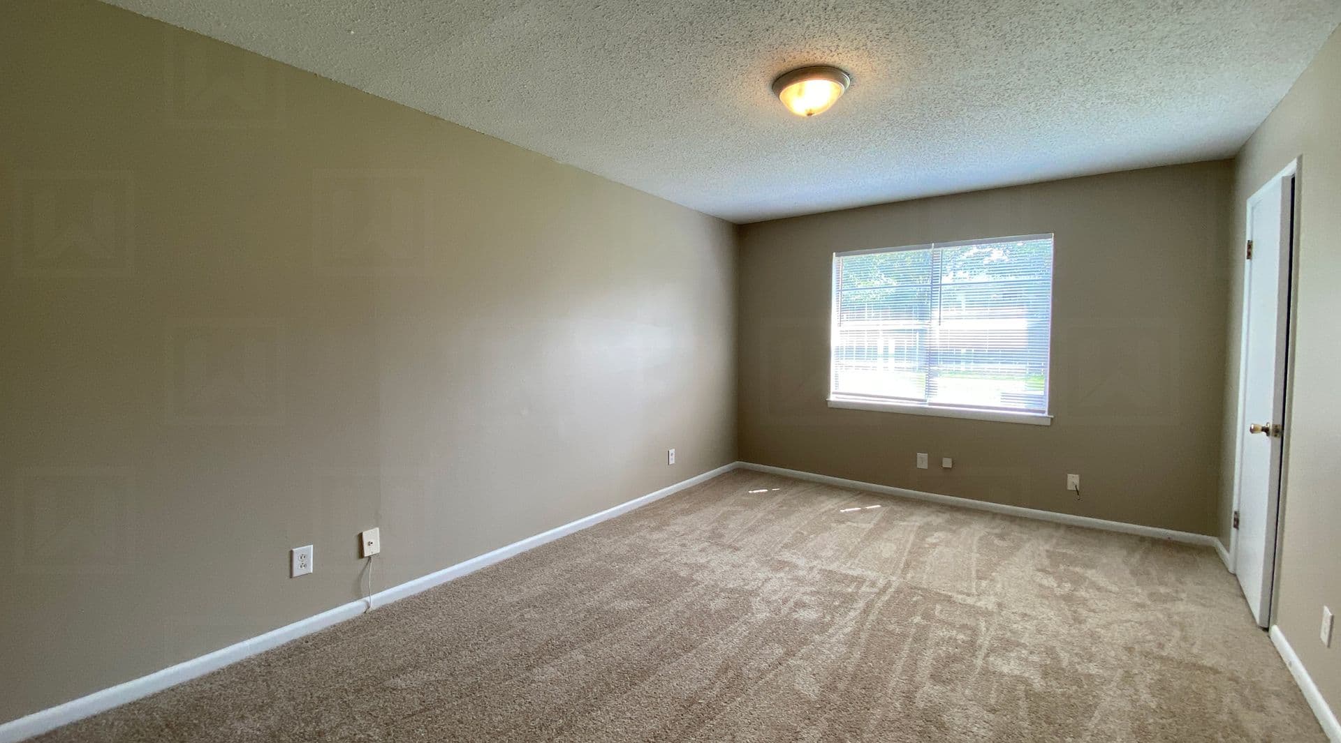 Hueytown Apartment: 650-688 South Parkell Avenue