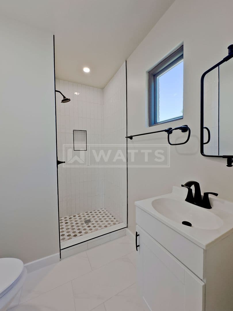 Homewood Apartment: 3015 Firefighter Lane