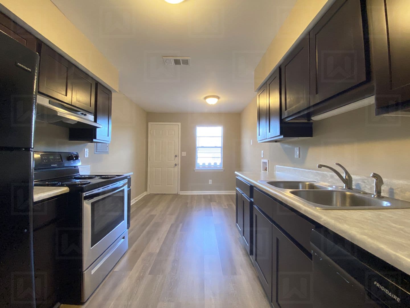 Hueytown Apartment: 650-688 South Parkell Avenue