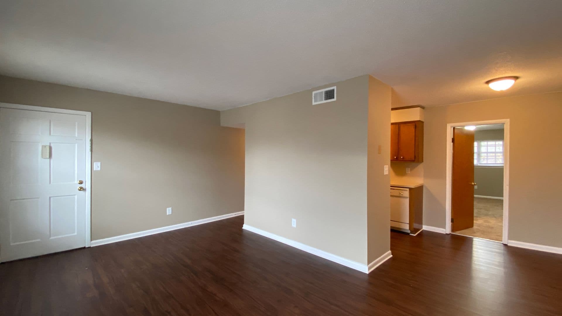 Birmingham Apartment: 8917 Roebuck Blvd