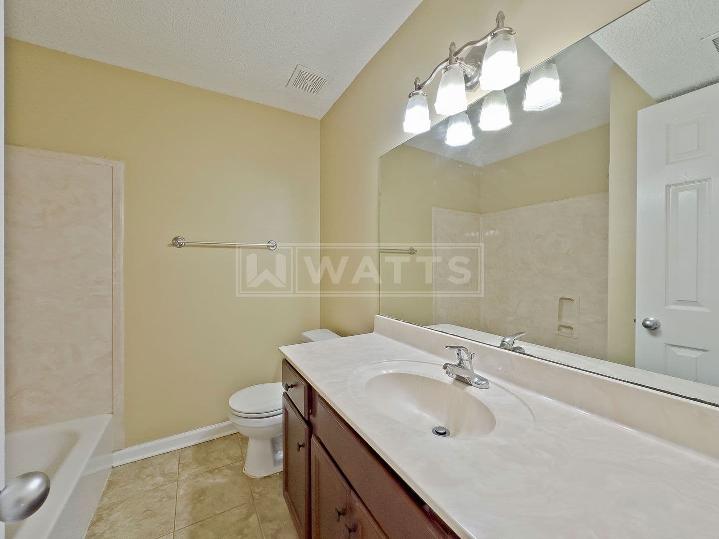 Birmingham Apartment: 3848 6th Avenue South