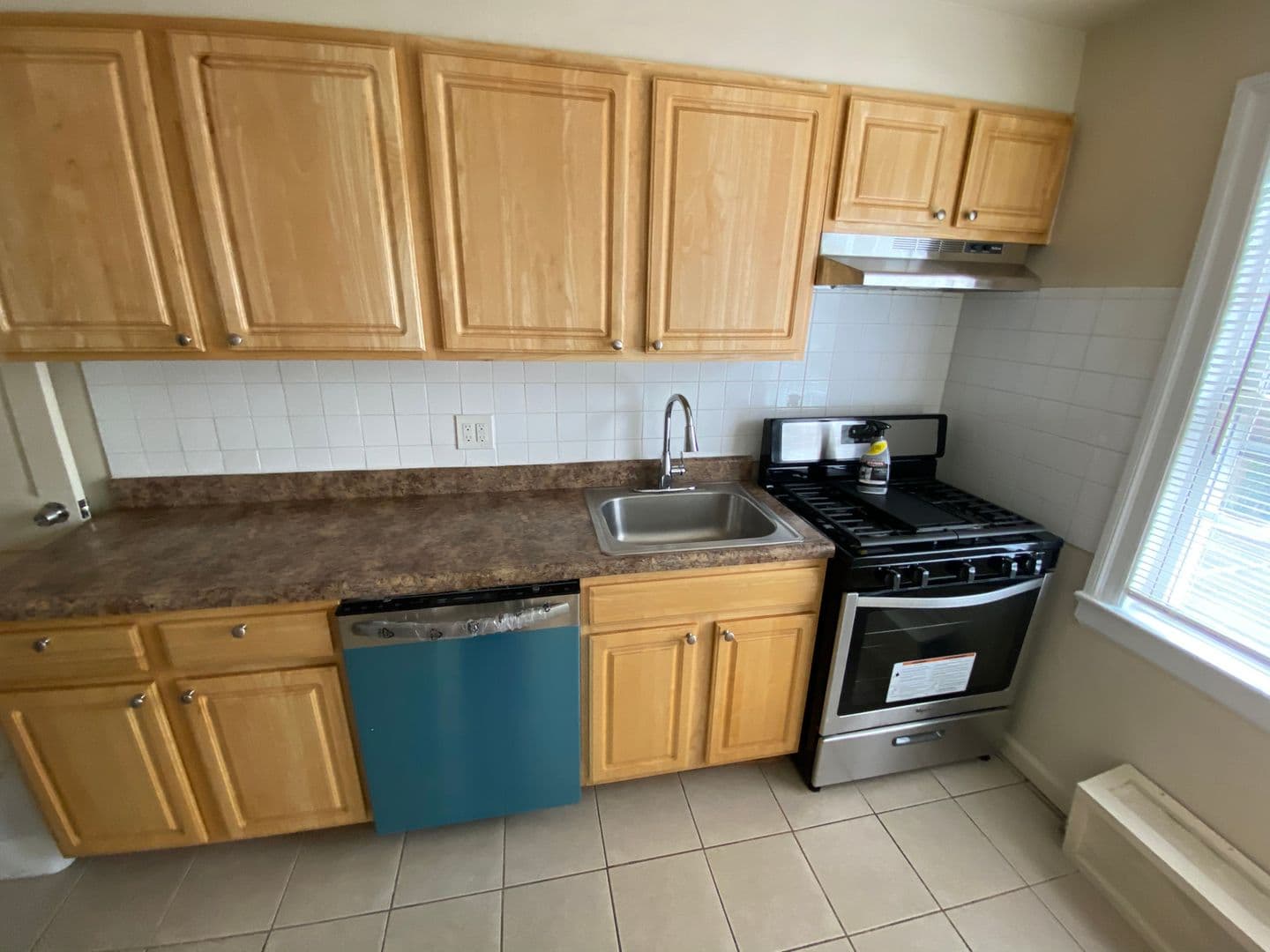 Millburn Apartment: 190 Millburn Avenue