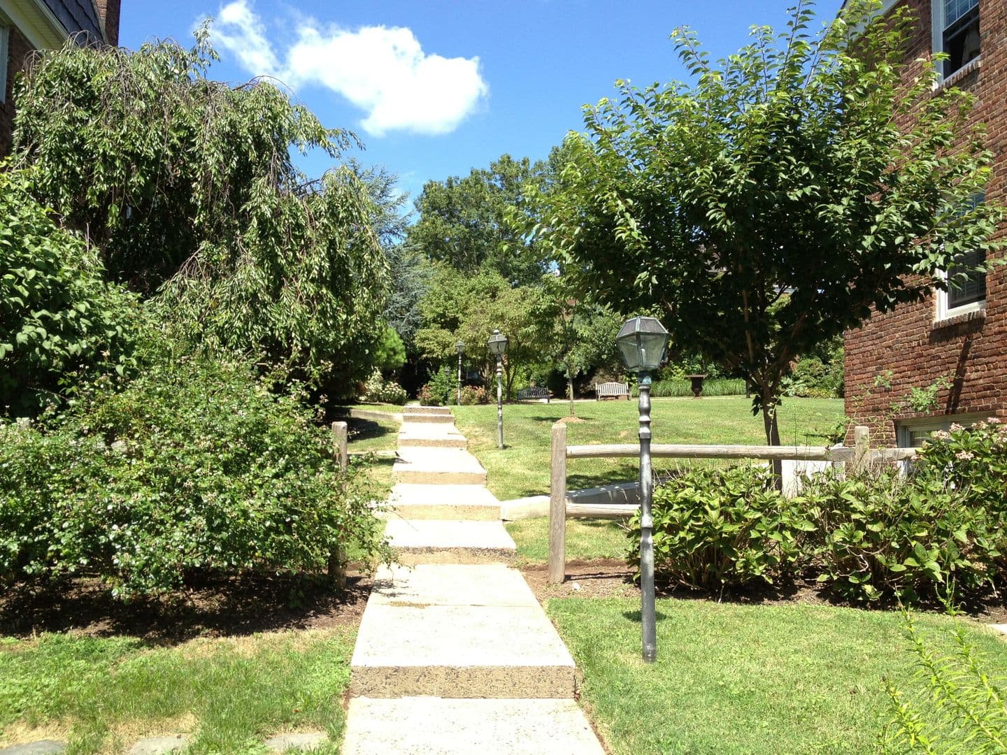 Millburn Apartment: 190 Millburn Avenue