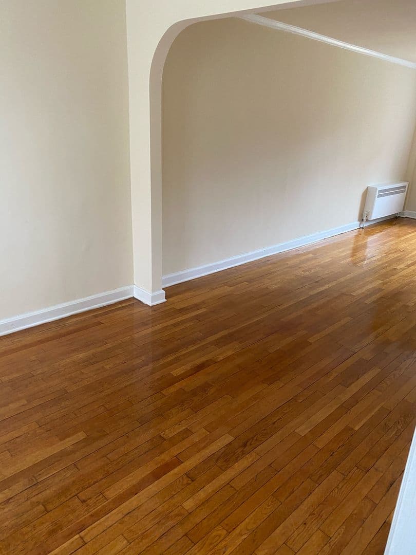 Millburn Apartment: 190 Millburn Avenue