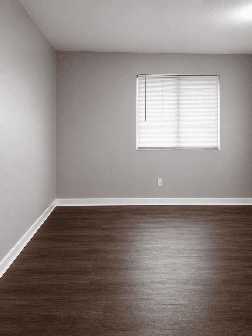 Smyrna Apartment: 640 Glendale Place