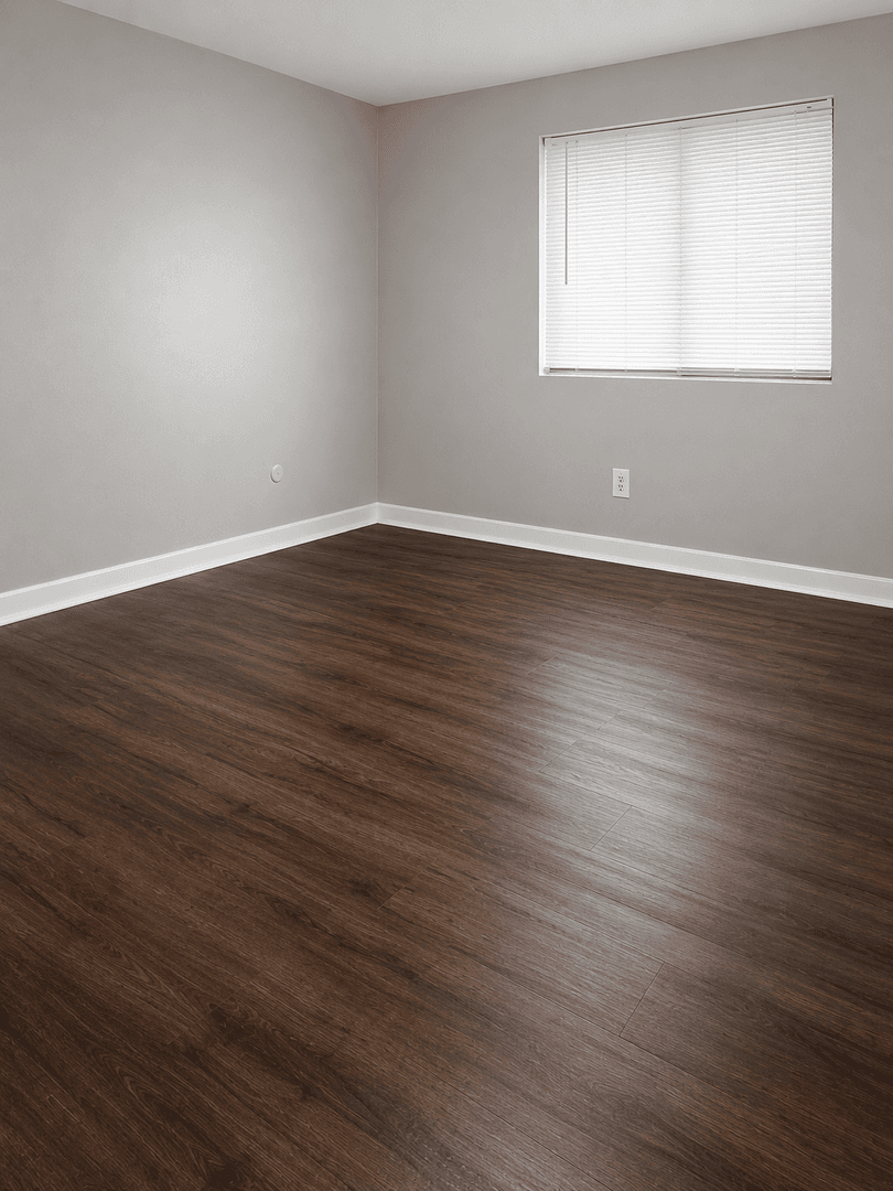 Smyrna Apartment: 640 Glendale Place