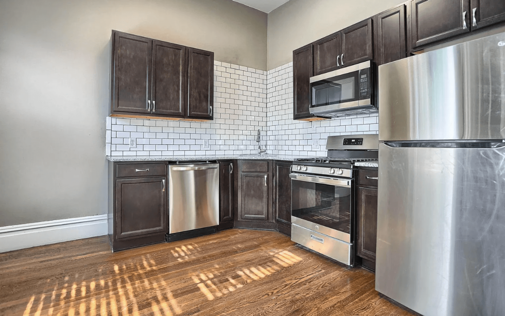 Carlisle Apartment: 102 S Hanover St
