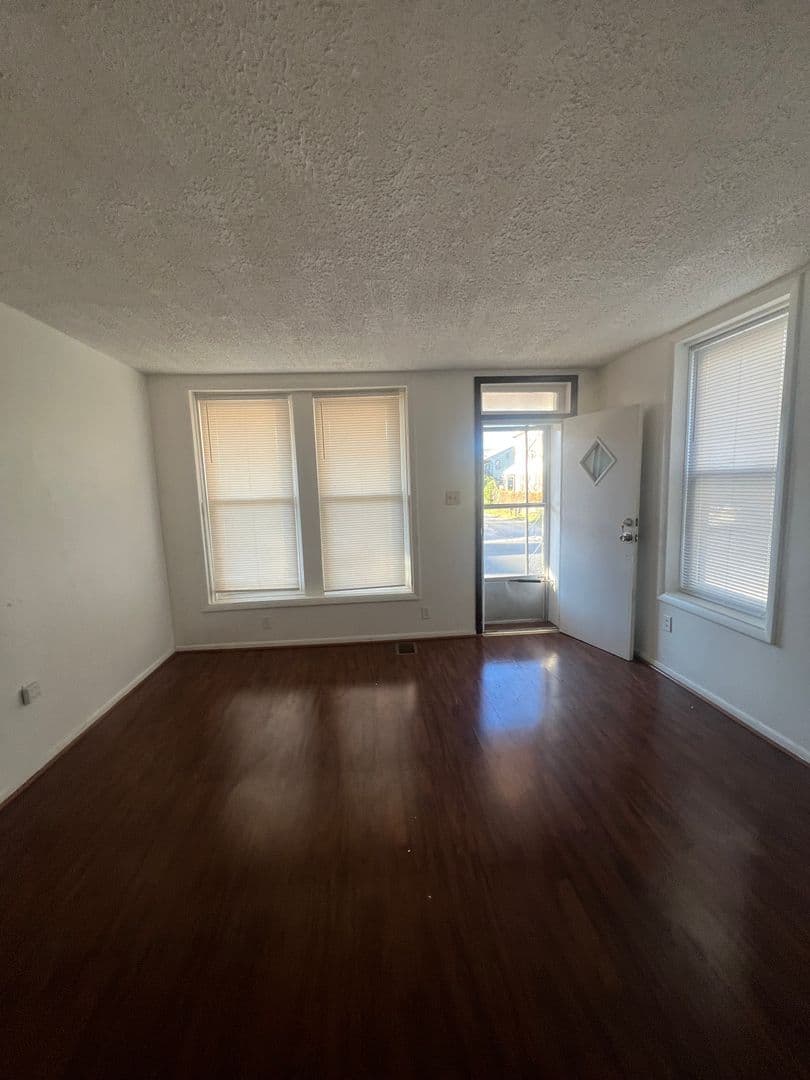 Carlisle House: 317 W Penn Street