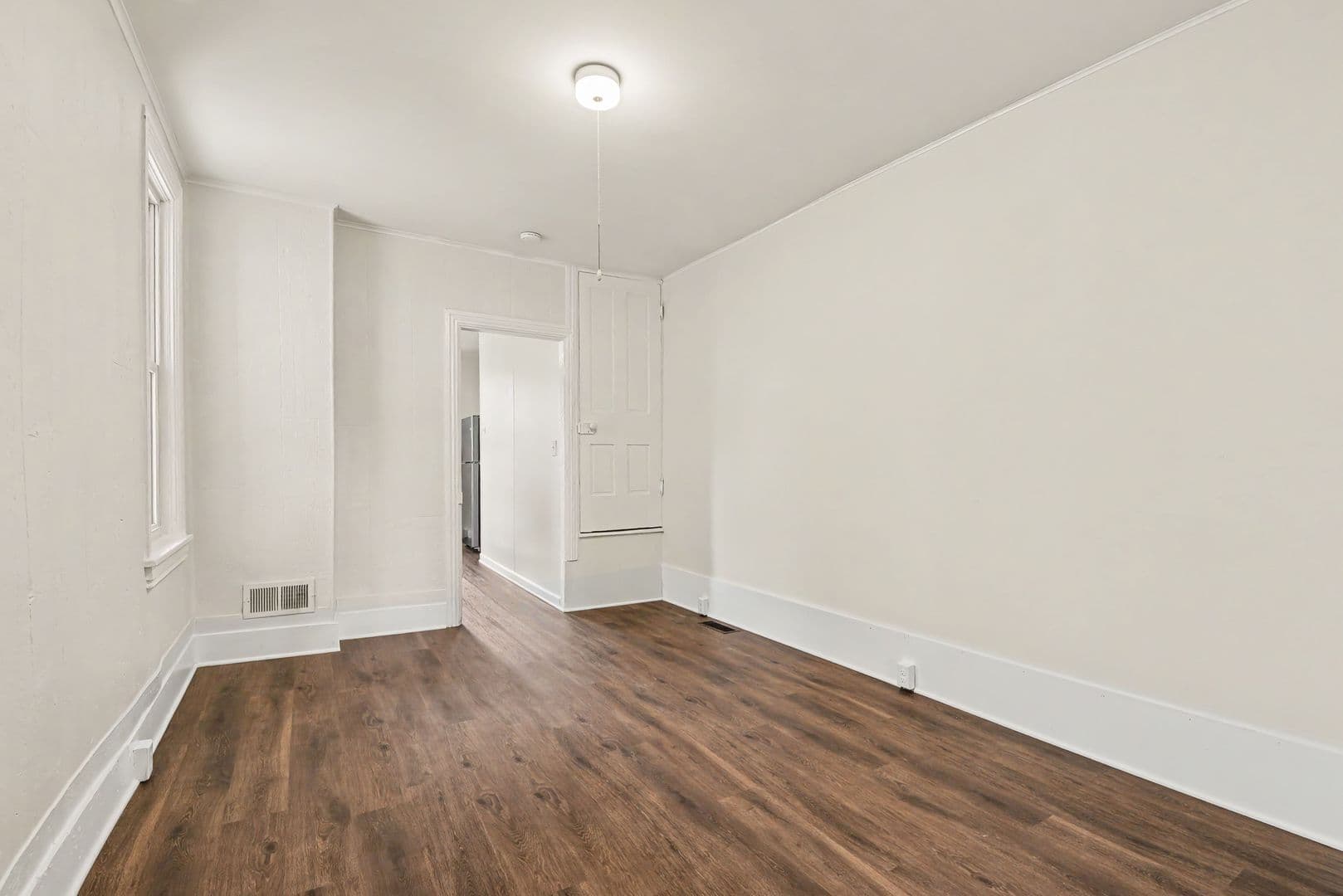 Carlisle House: 306 N College St