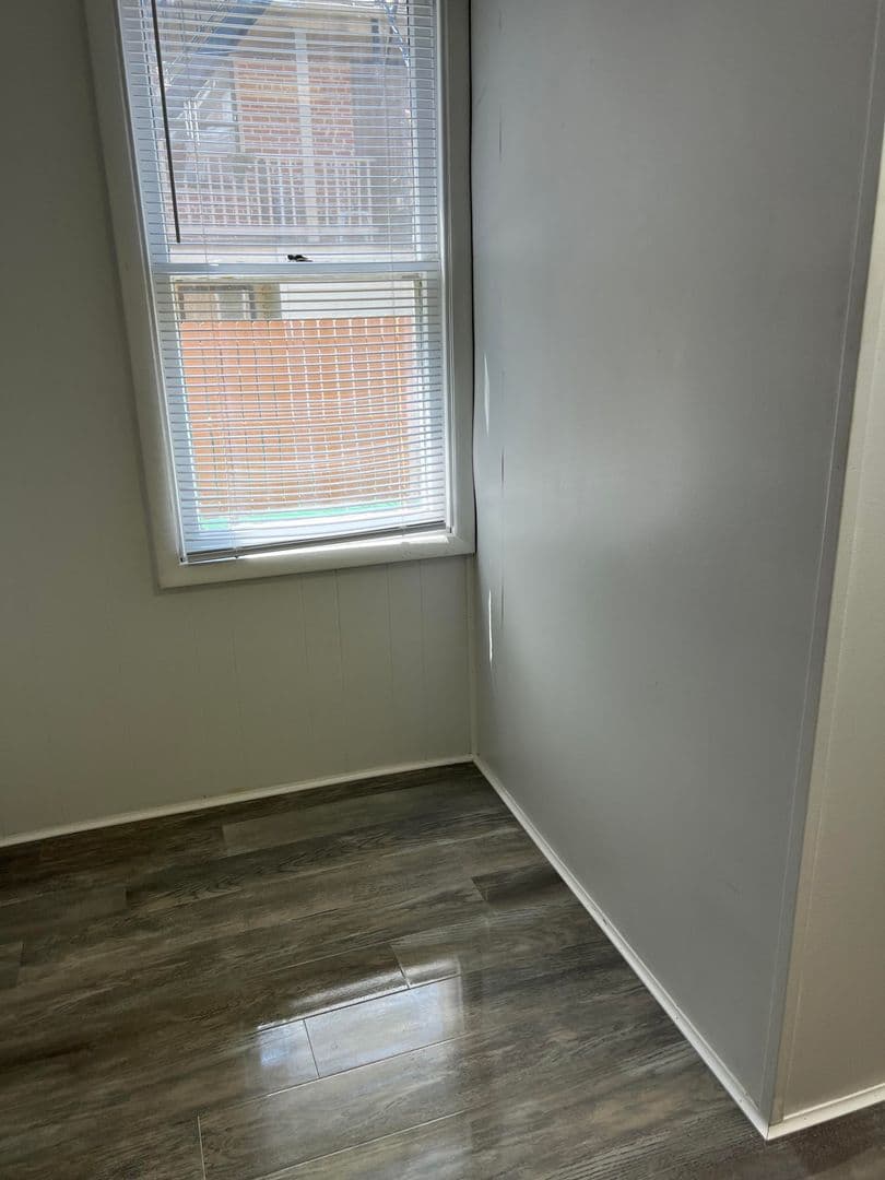 Carlisle Apartment: 41 S Bedford St