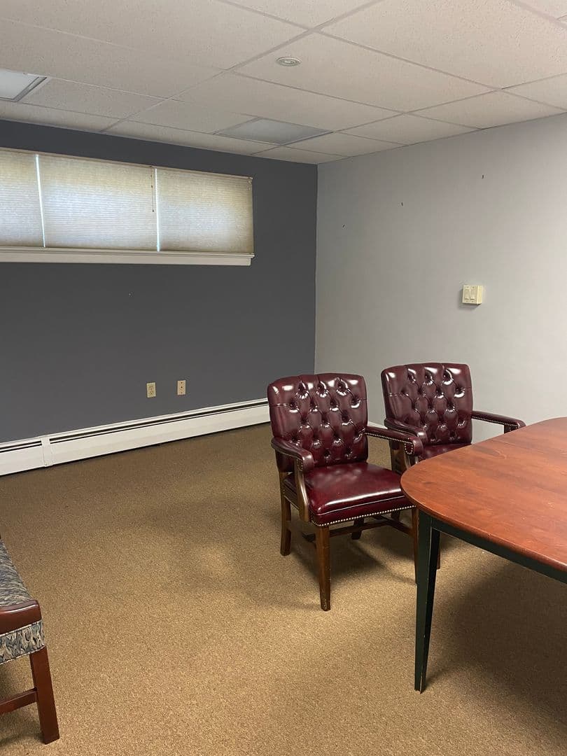 Camp Hill Apartment: 2807 Market St