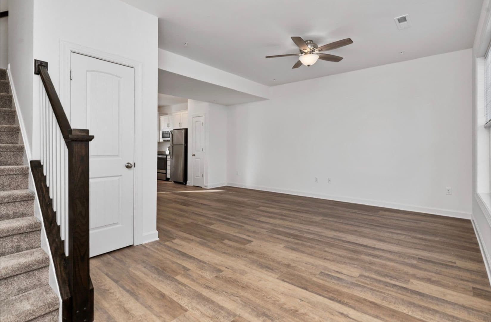 Carlisle House: 26 Parkview Dr
