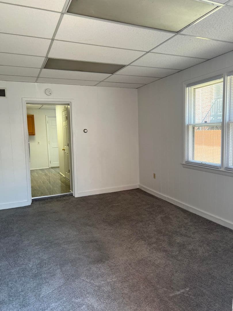 Carlisle Apartment: 41 S Bedford St
