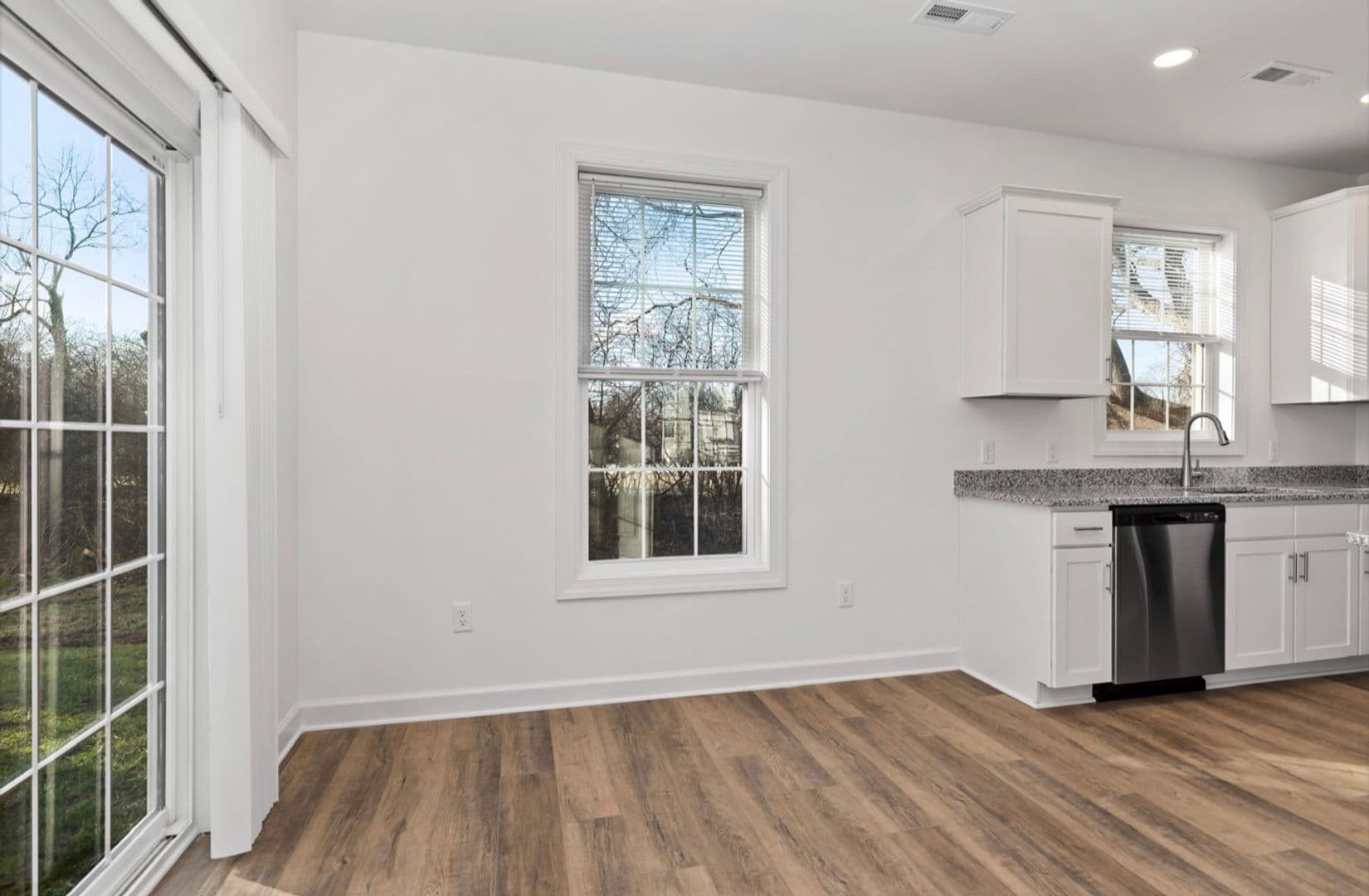 Carlisle House: 26 Parkview Dr