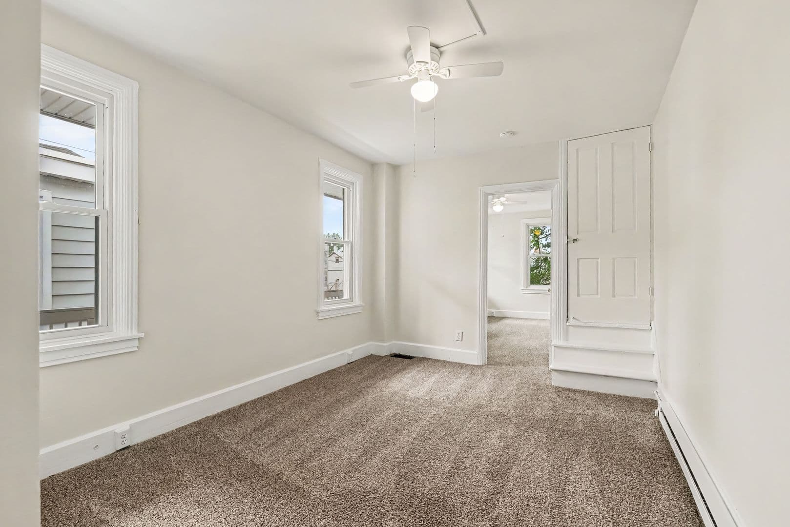 Carlisle House: 306 N College St