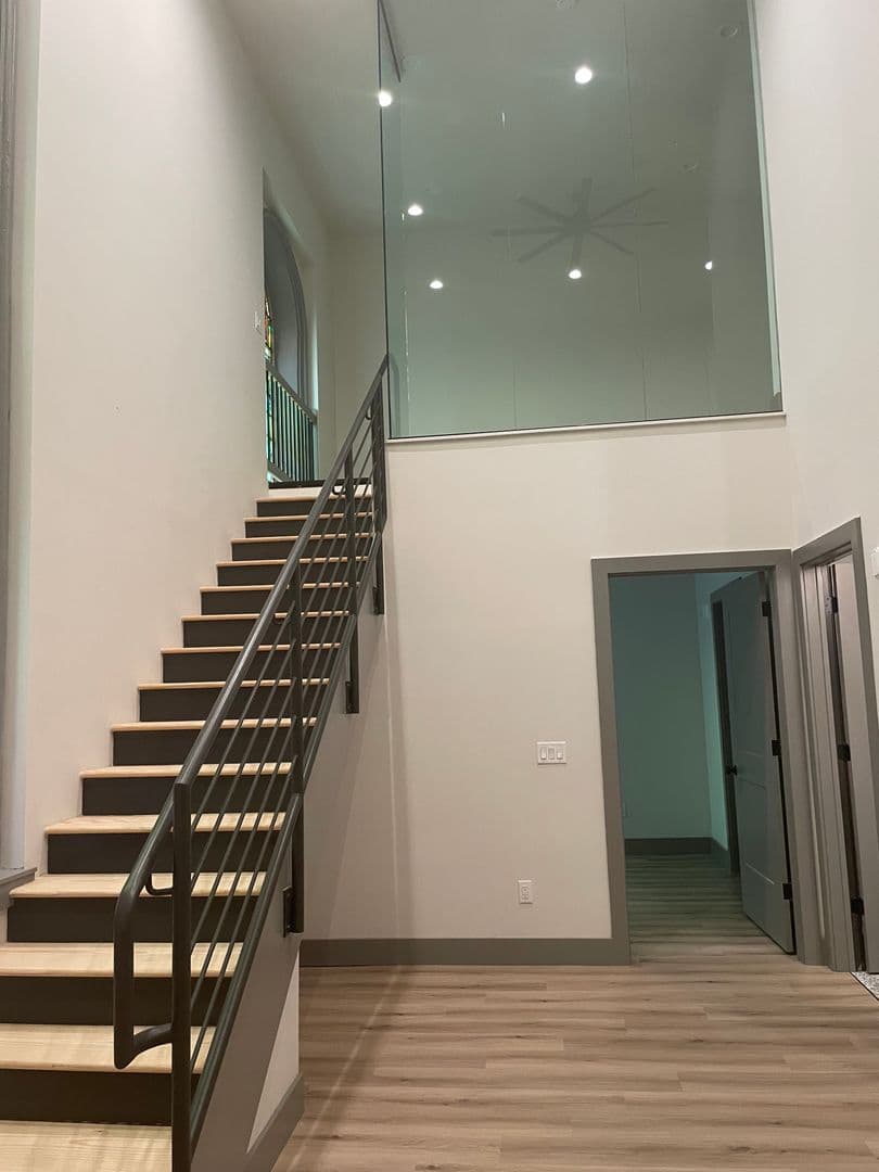 Harrisburg Apartment: 260 Boas St