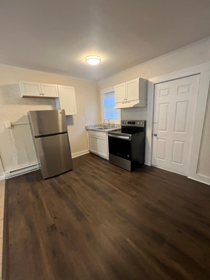 Carlisle Apartment: 132 W South Street