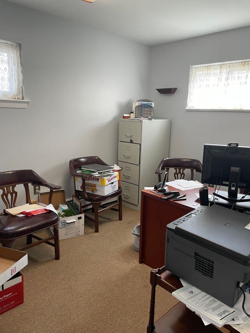 Camp Hill Apartment: 2807 Market St