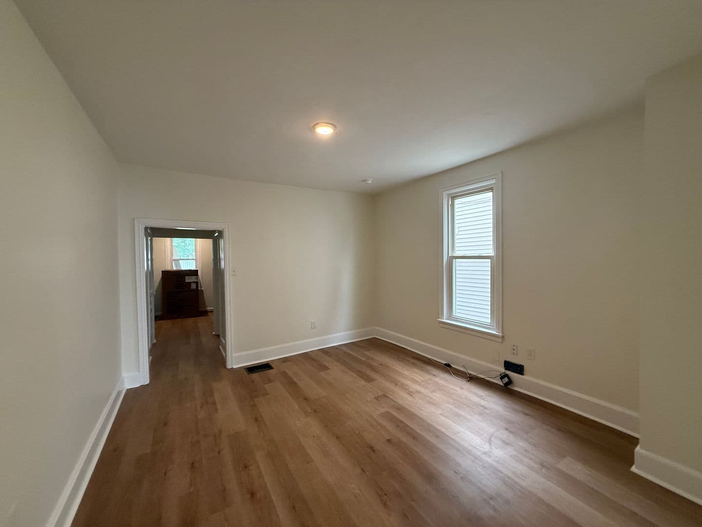 Carlisle Apartment: 345-347 W Penn St