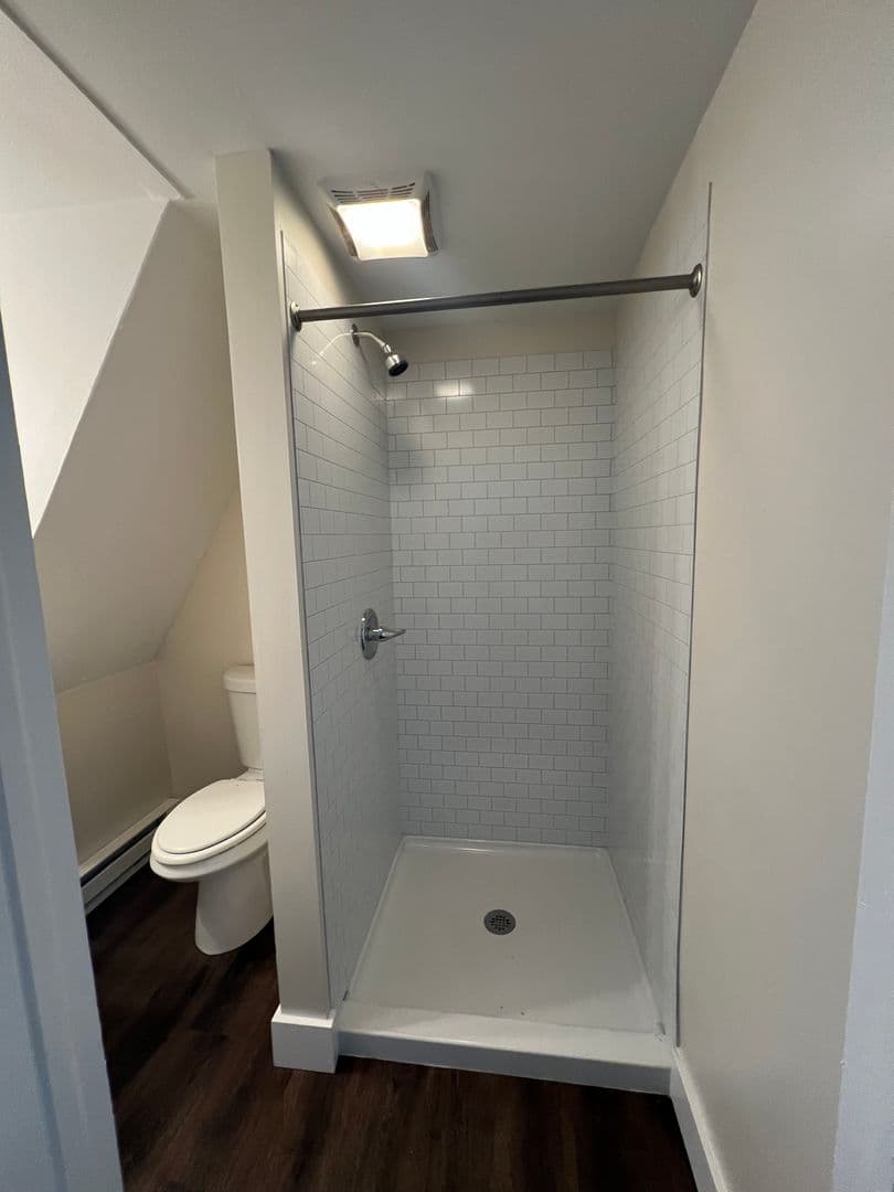Carlisle Apartment: 132 W South Street