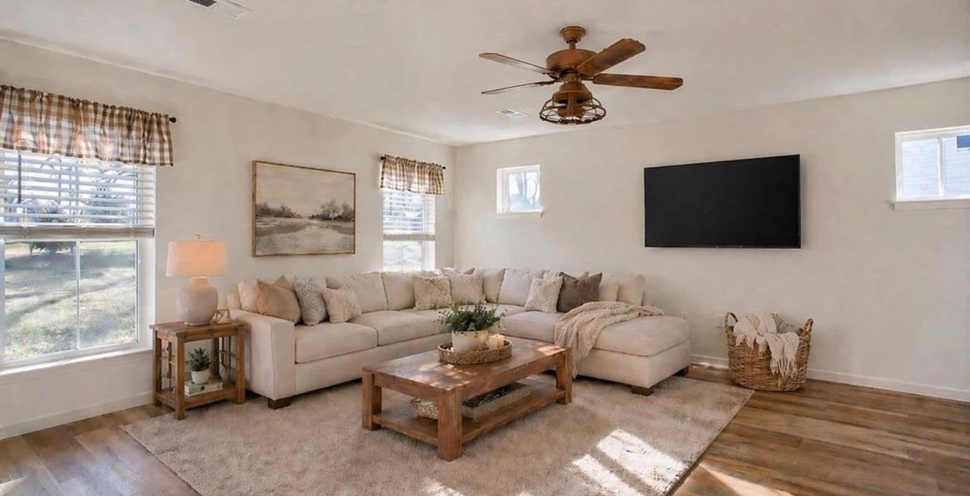 Carlisle Townhome: 11 Shillington Lane