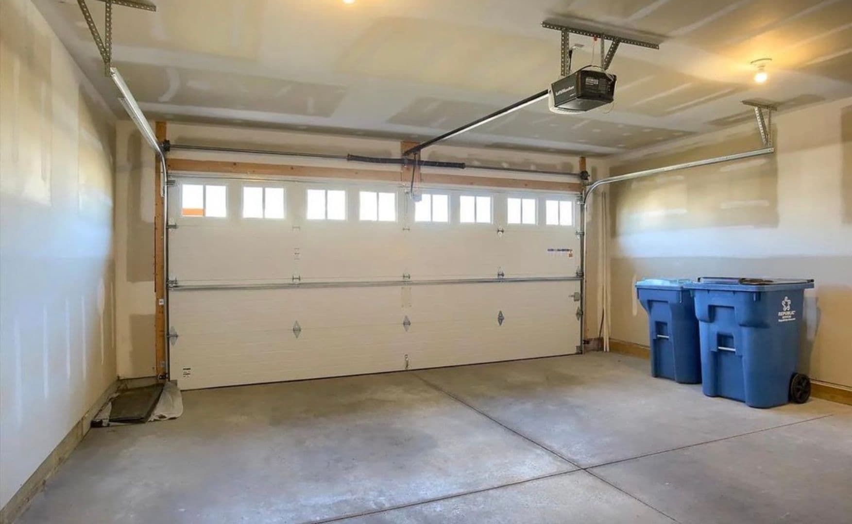 Carlisle Townhome: 11 Shillington Lane