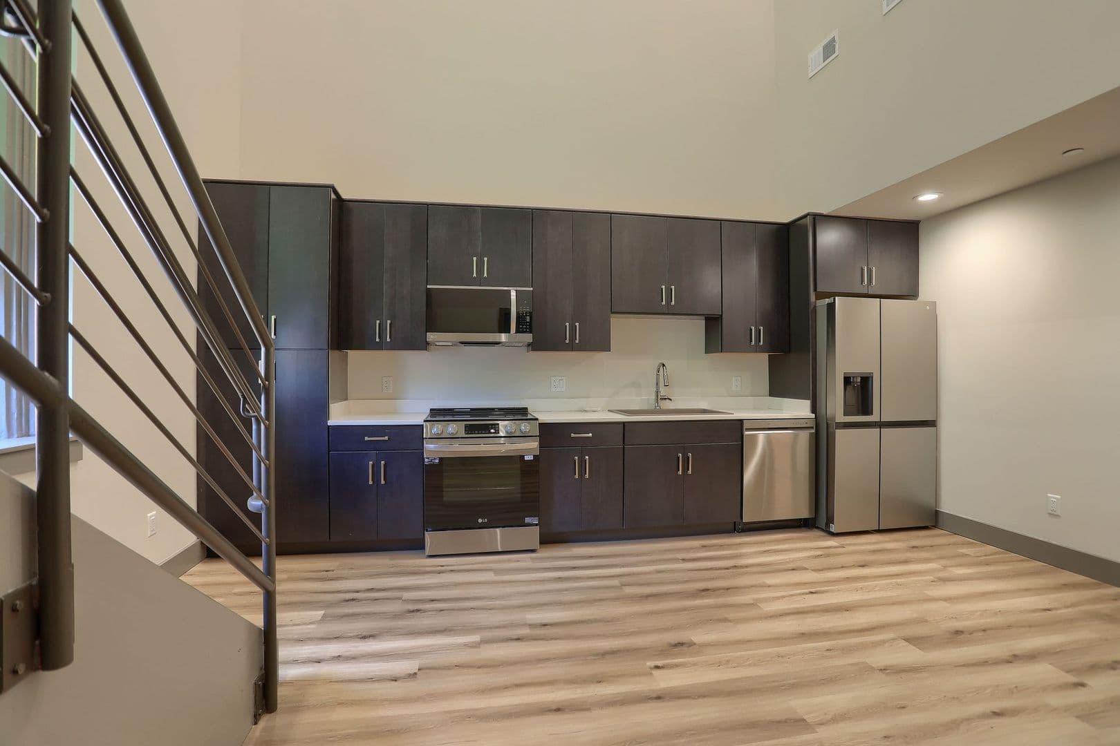 Harrisburg Apartment: 260 Boas St