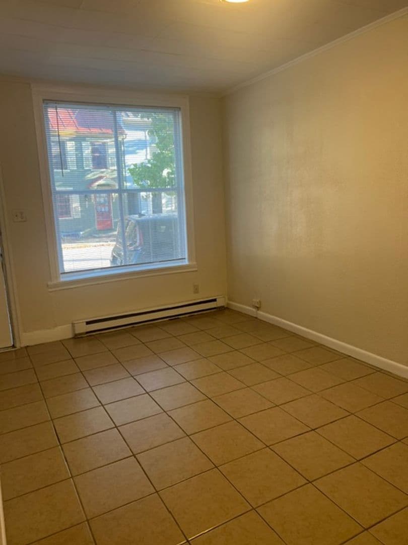 Carlisle Apartment: 132 W South Street