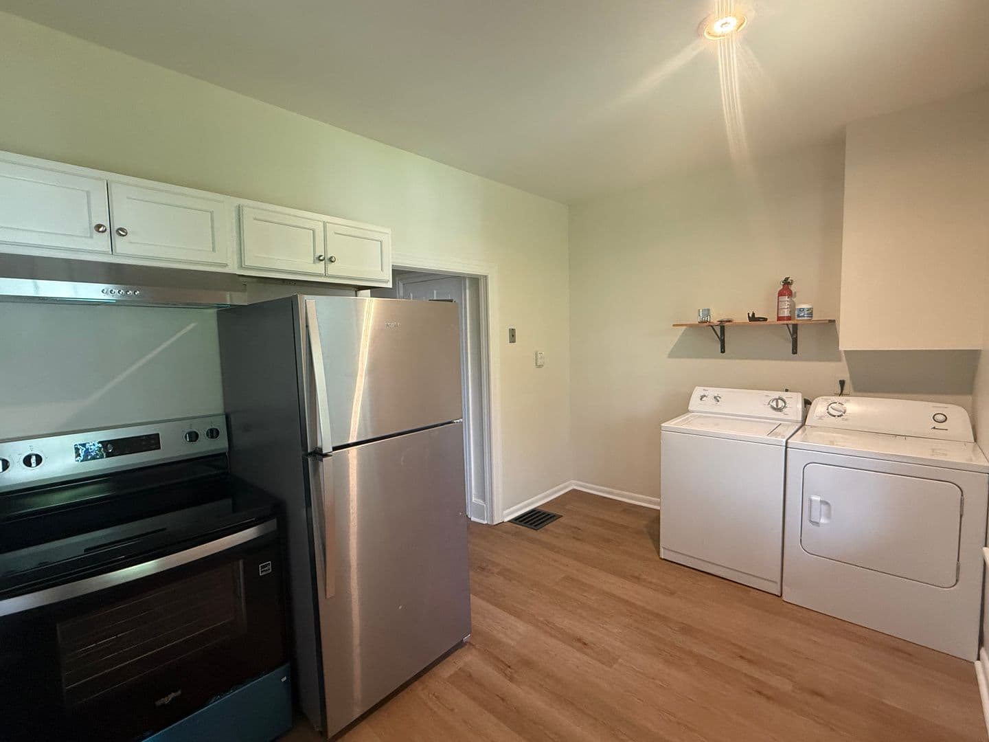 Carlisle Apartment: 345-347 W Penn St