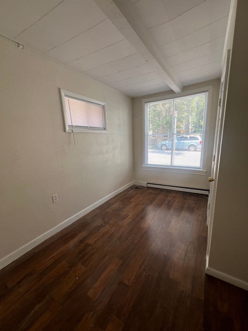 Carlisle Apartment: 132 W South Street