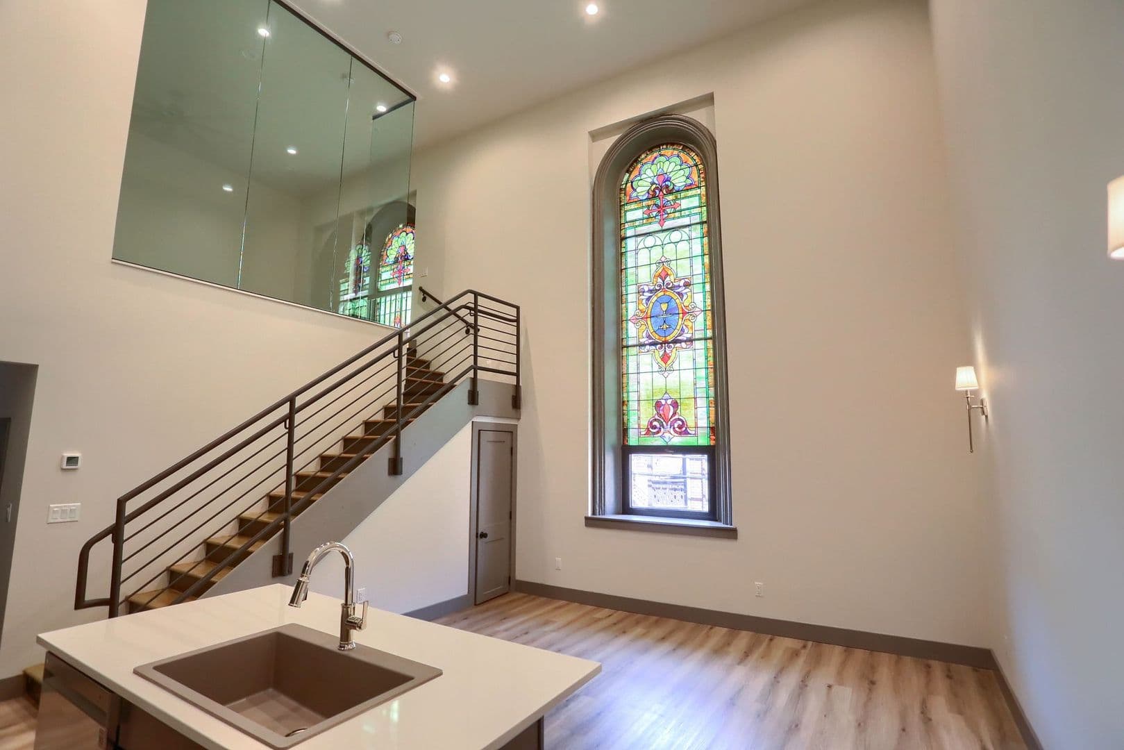 Harrisburg Apartment: 260 Boas St