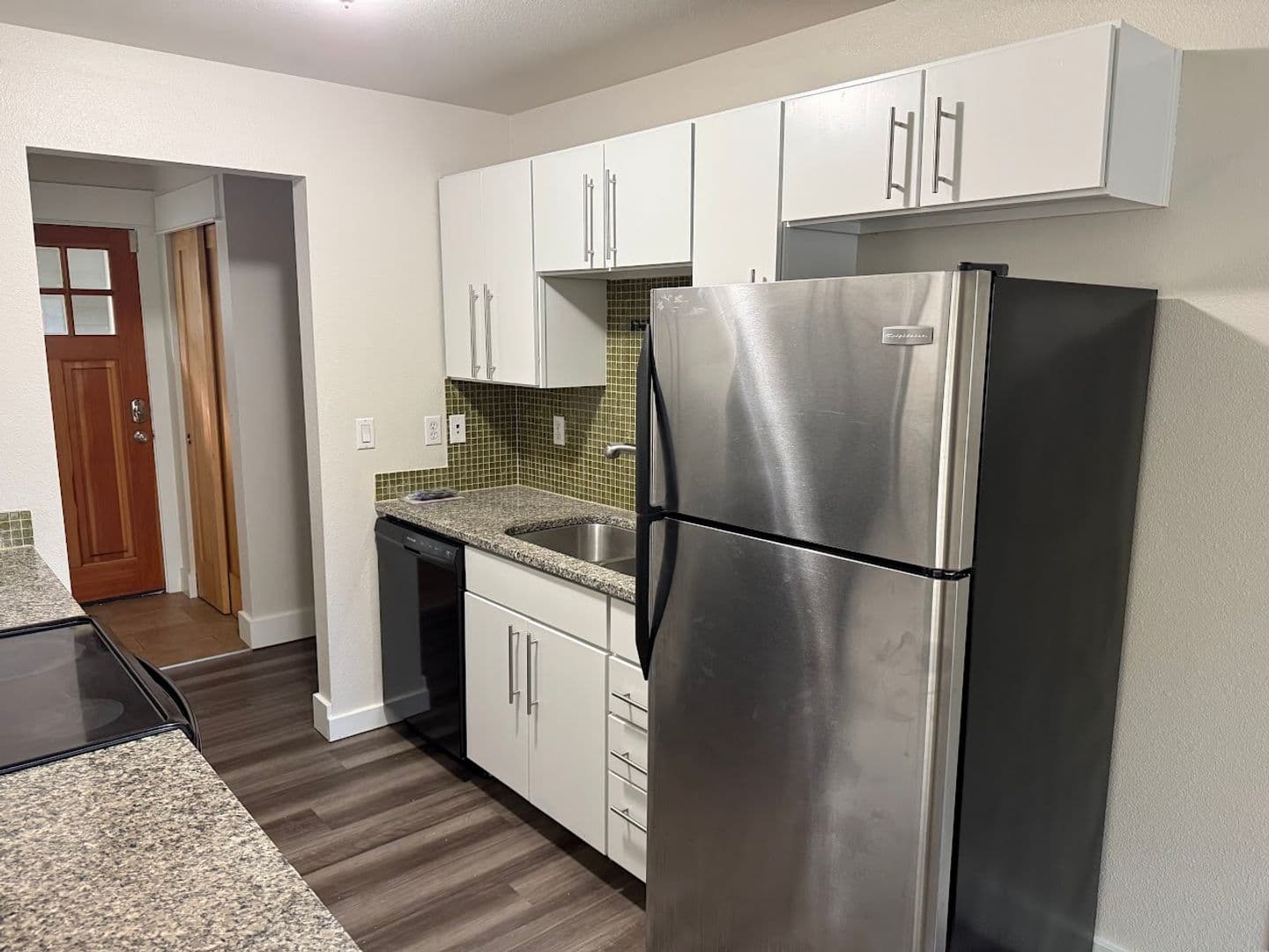 Bellevue Apartment: 191 106th Avenue SE