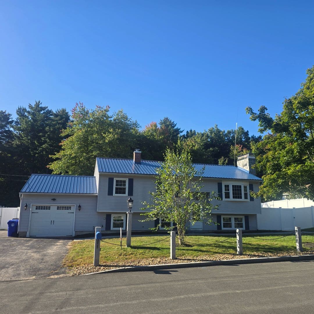 Manchester House: 432 Joseph Street Ext.