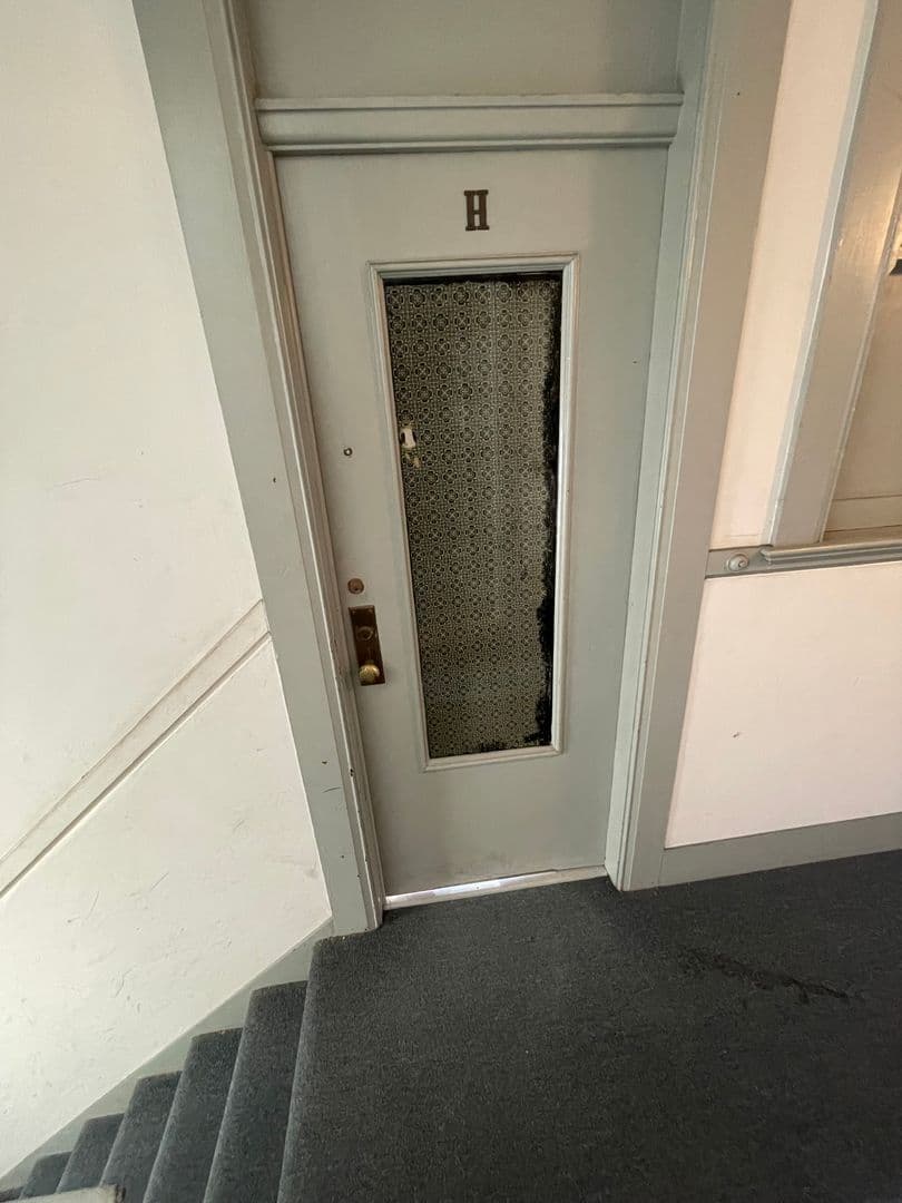 San Francisco Apartment: 179 Oak Street / 72 Lily Street