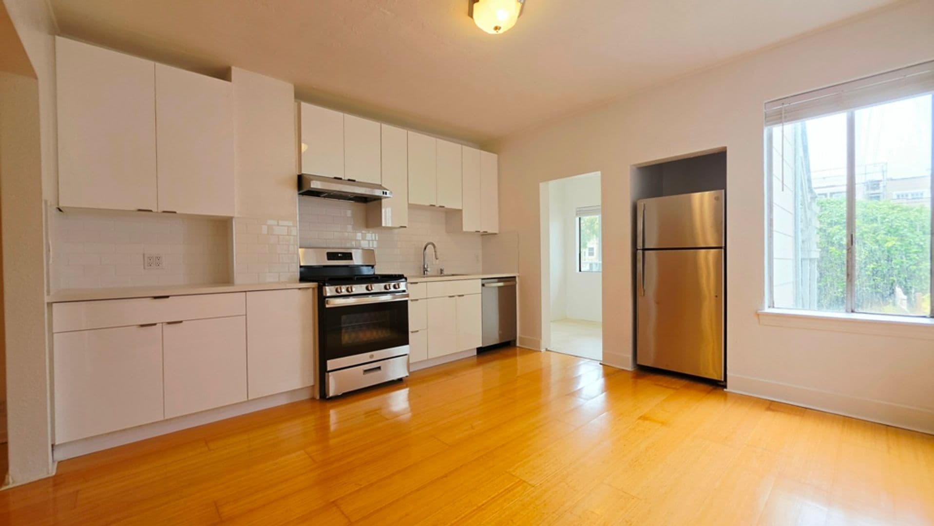 San Francisco Apartment: 275-281  27th Avenue