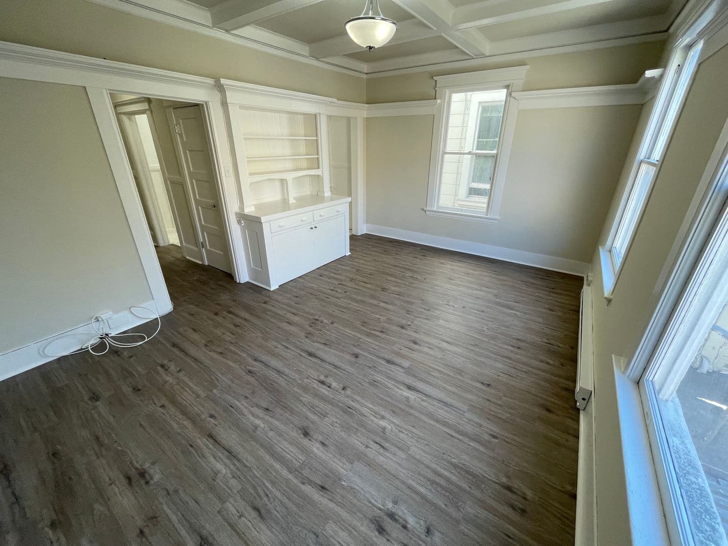 San Francisco Apartment: 179 Oak Street / 72 Lily Street