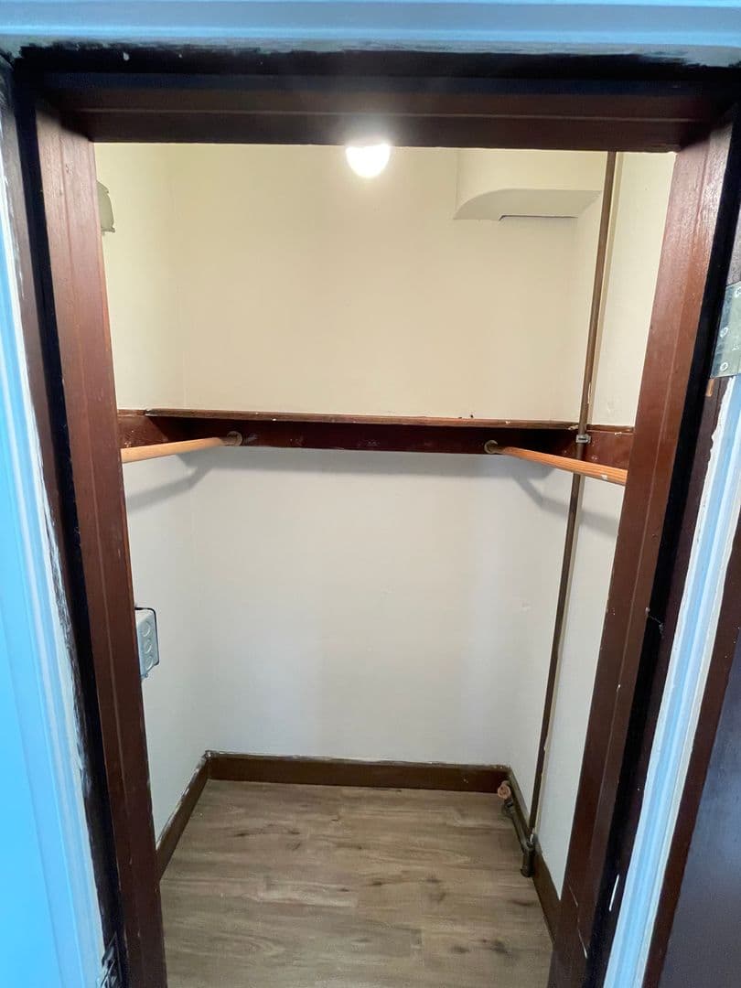 San Francisco Apartment: 179 Oak Street / 72 Lily Street
