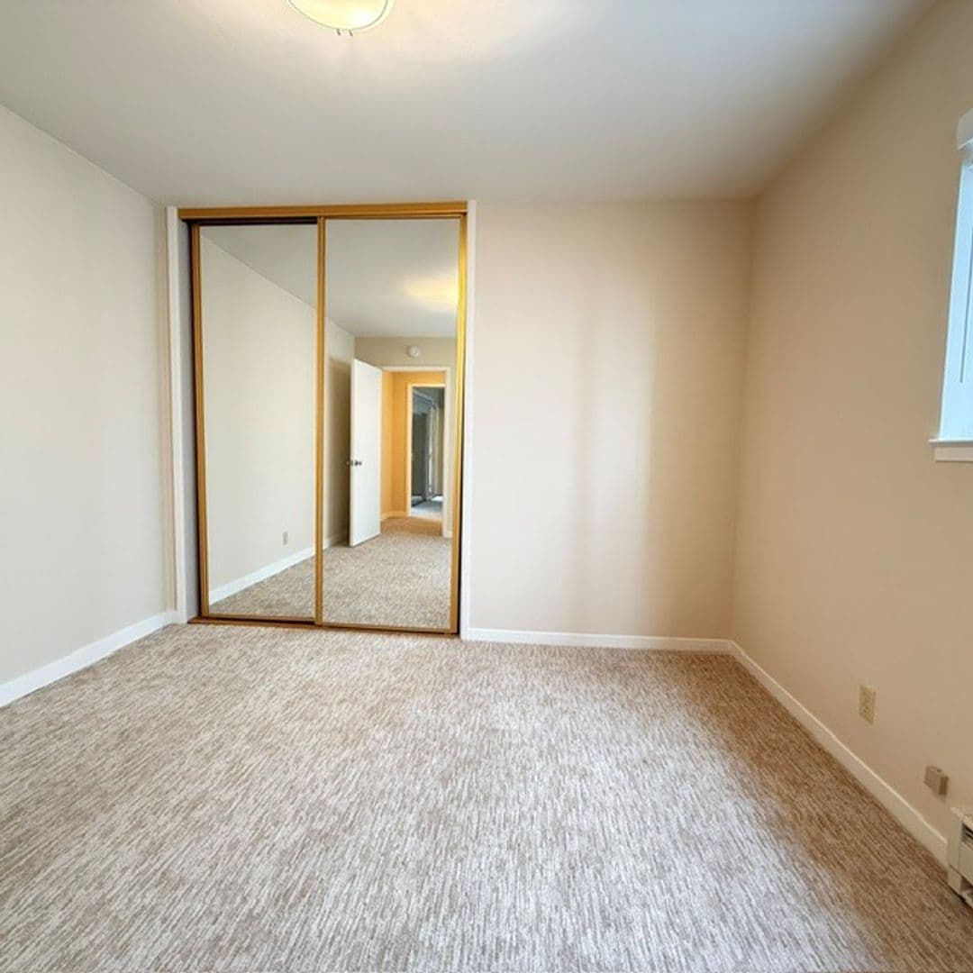 San Francisco Apartment: 1660 Sutter Street