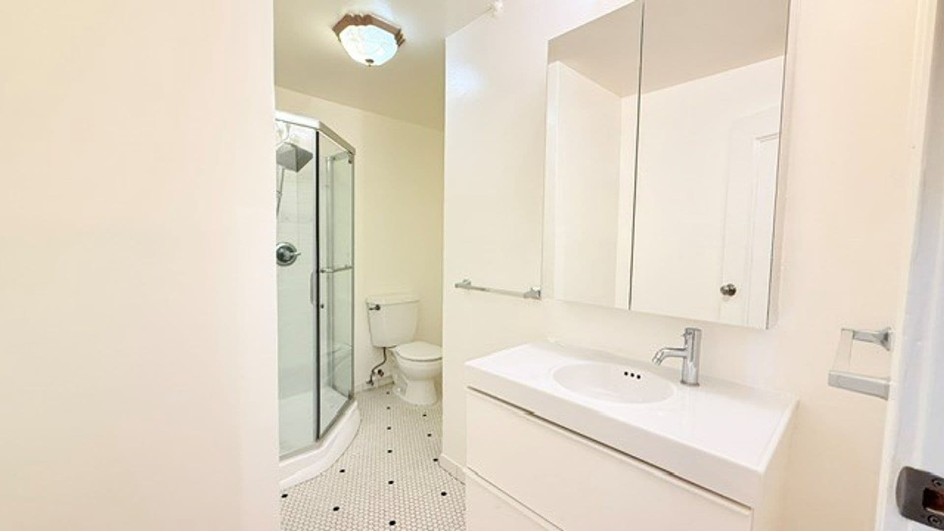 San Francisco Apartment: 805 Bush Street