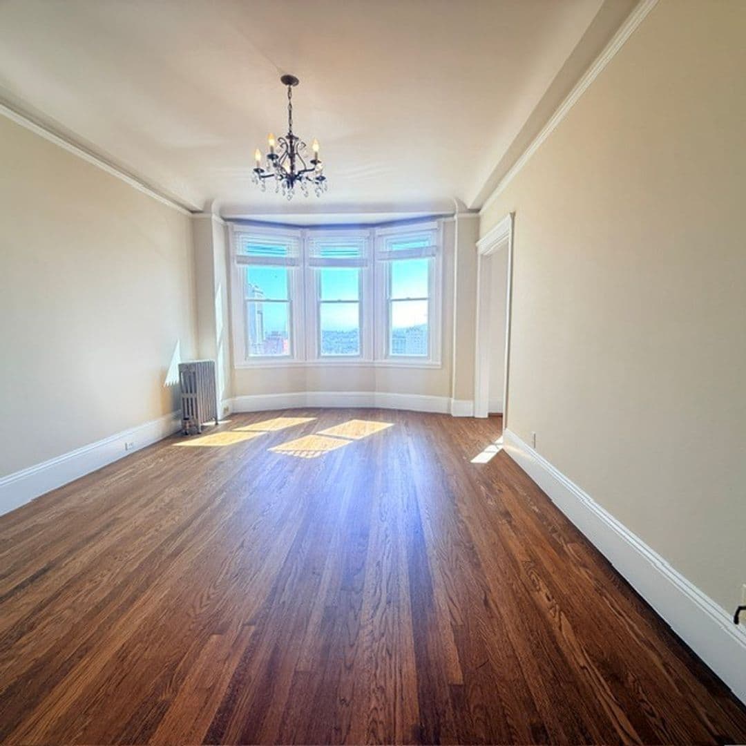 San Francisco Apartment: 1245 California Street