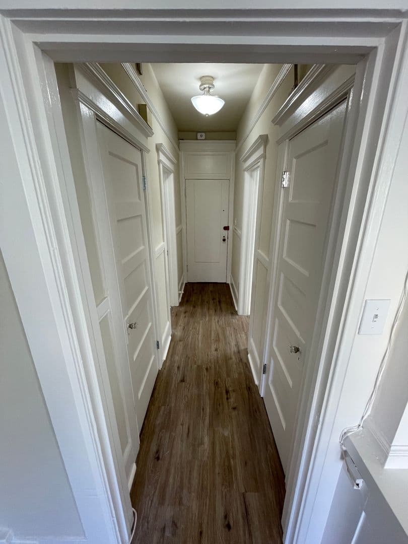 San Francisco Apartment: 179 Oak Street / 72 Lily Street
