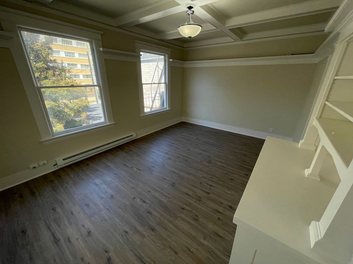 San Francisco Apartment: 179 Oak Street / 72 Lily Street