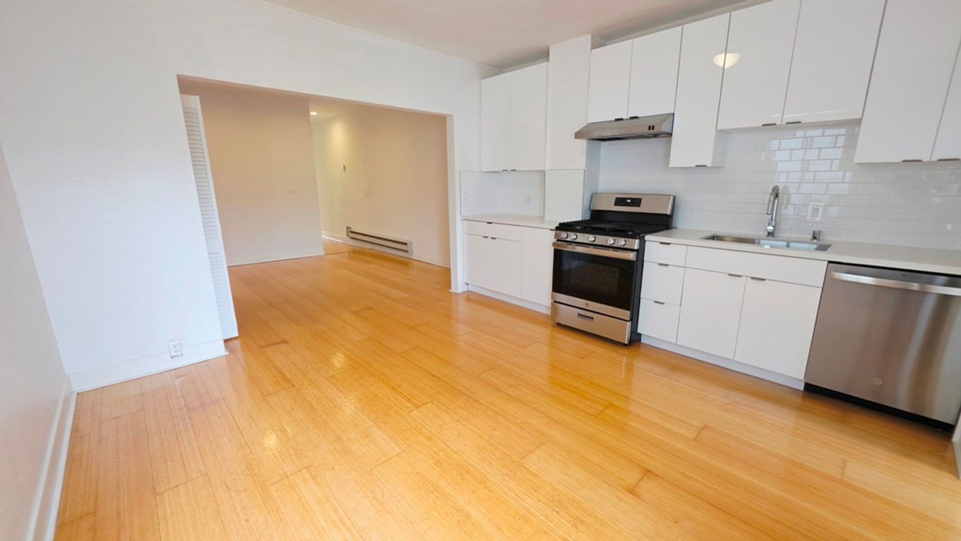 San Francisco Apartment: 275-281  27th Avenue