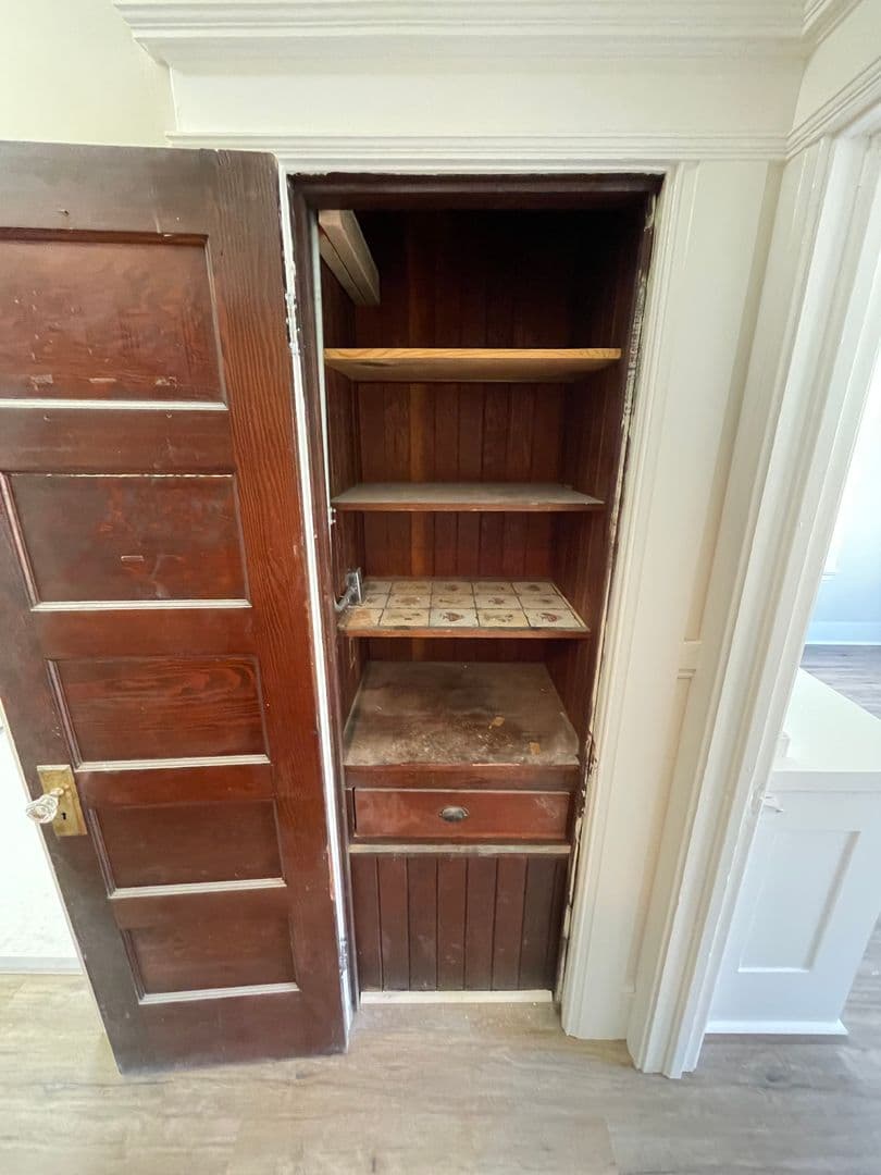 San Francisco Apartment: 179 Oak Street / 72 Lily Street