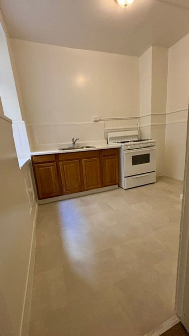 San Francisco Apartment: 700 O'Farrell Street