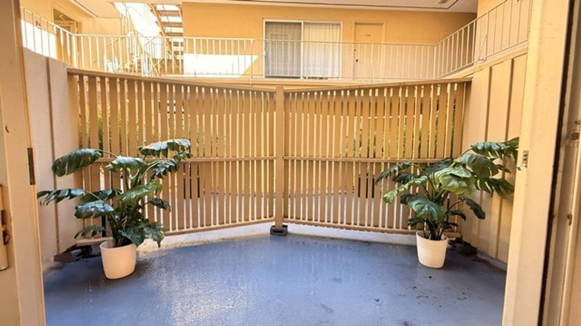 San Francisco Apartment: 1660 Sutter Street