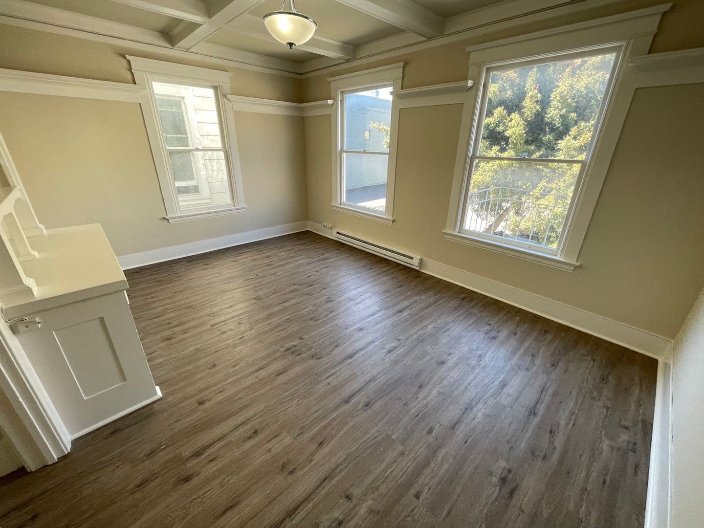 San Francisco Apartment: 179 Oak Street / 72 Lily Street