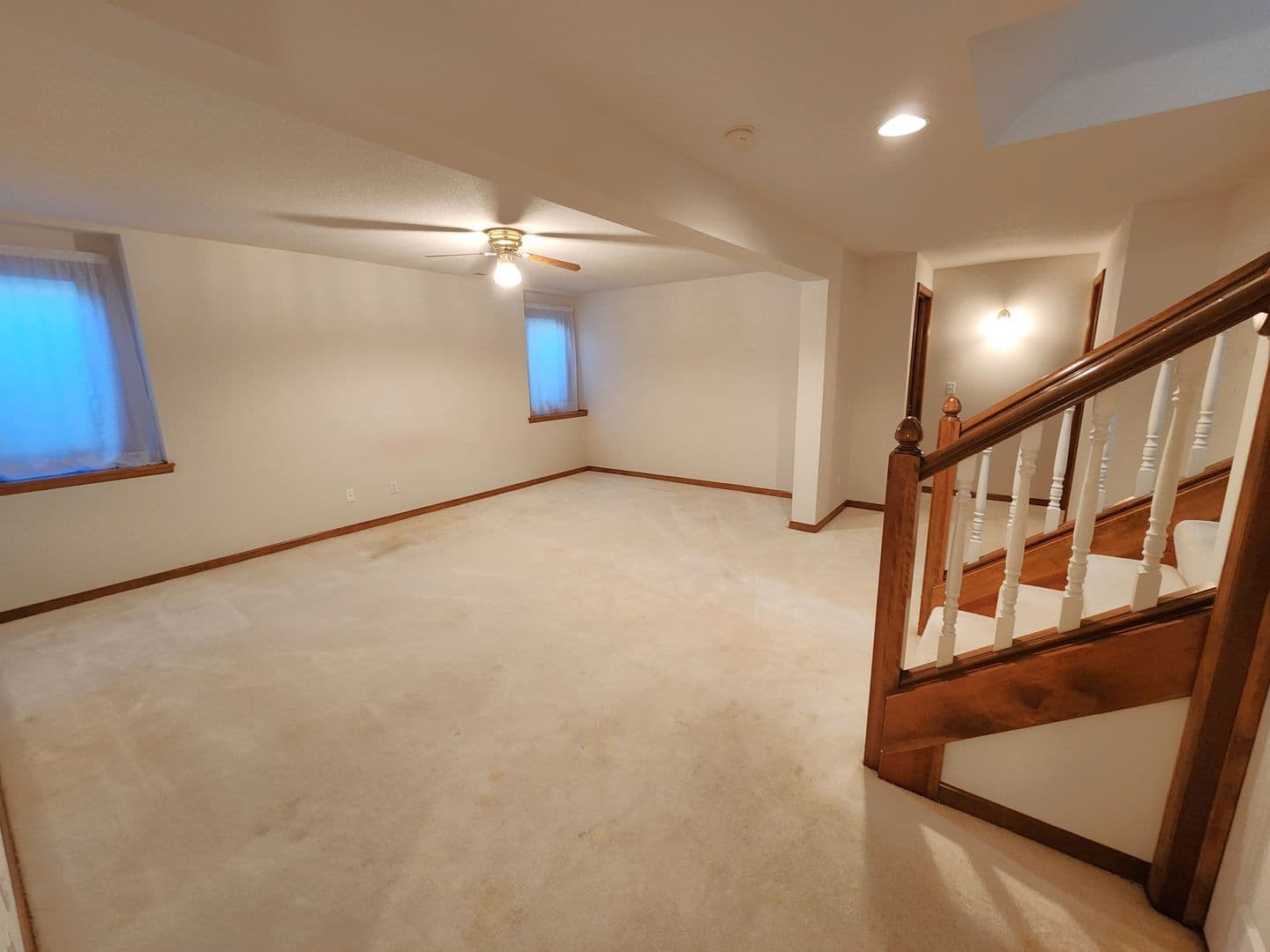 Topeka House: 3612 SW Ashworth Ct.